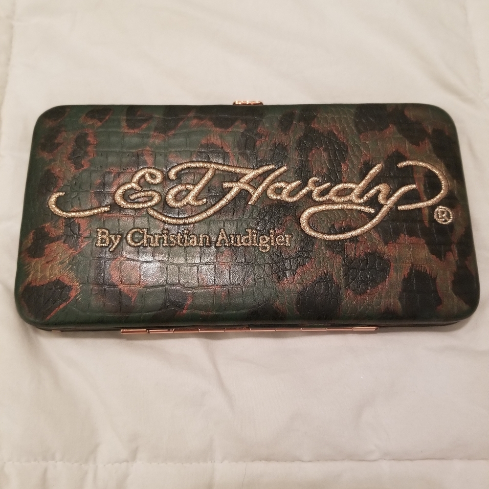 WALLET